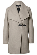 Coat with Notch Closure Detail